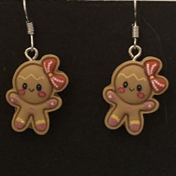 Gingerbread Man, Christmas Earrings, Holiday Earrings, Funny Food Earring, Gift - Picture 1 of 4